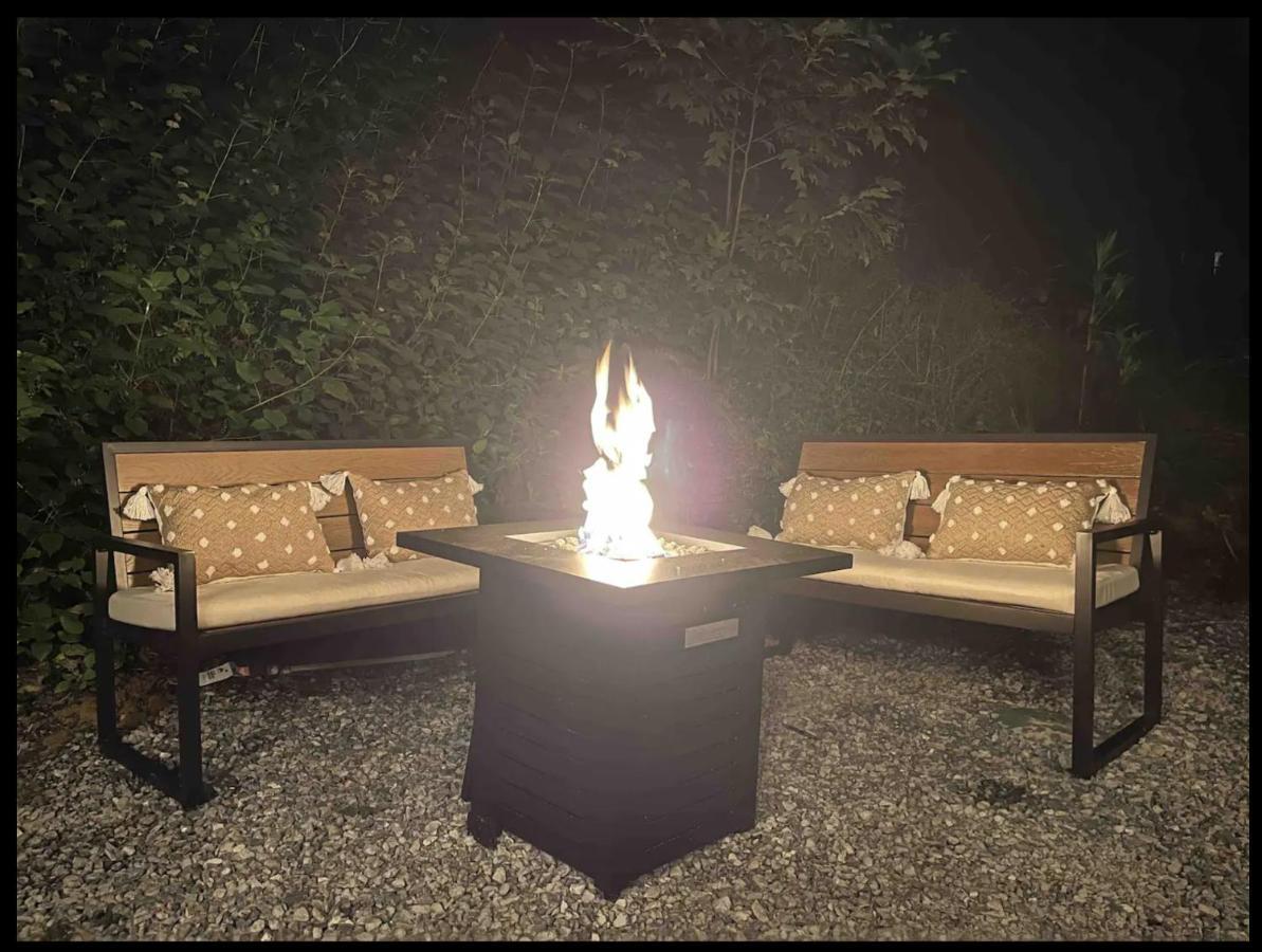 Firefly Season Glamping Hotel Sevierville Ngoại thất bức ảnh