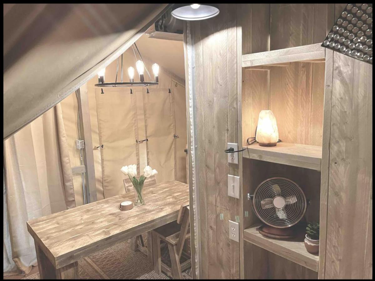 Firefly Season Glamping Hotel Sevierville Ngoại thất bức ảnh